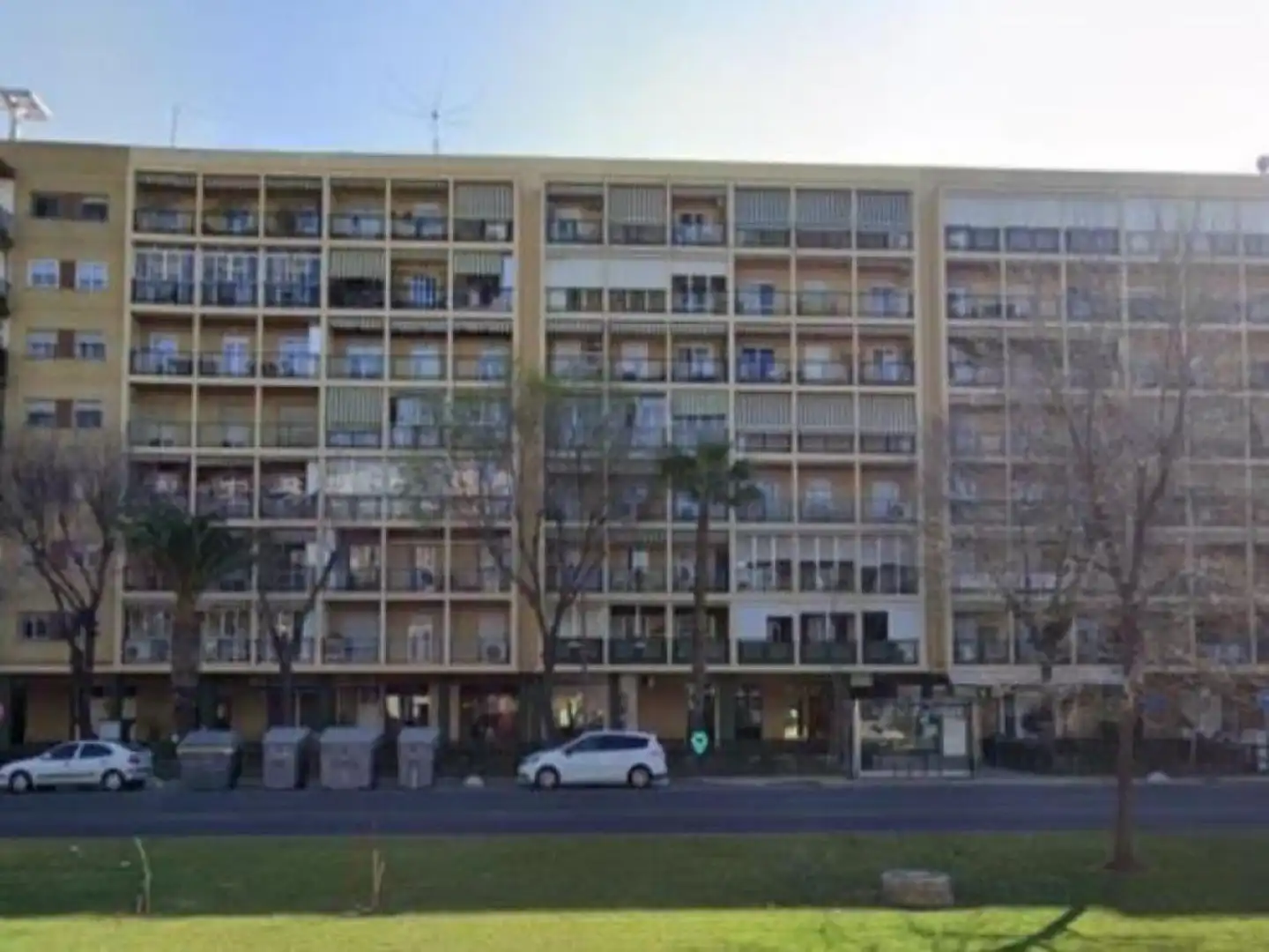 Vista exterior de Pis en venda en Sevilla