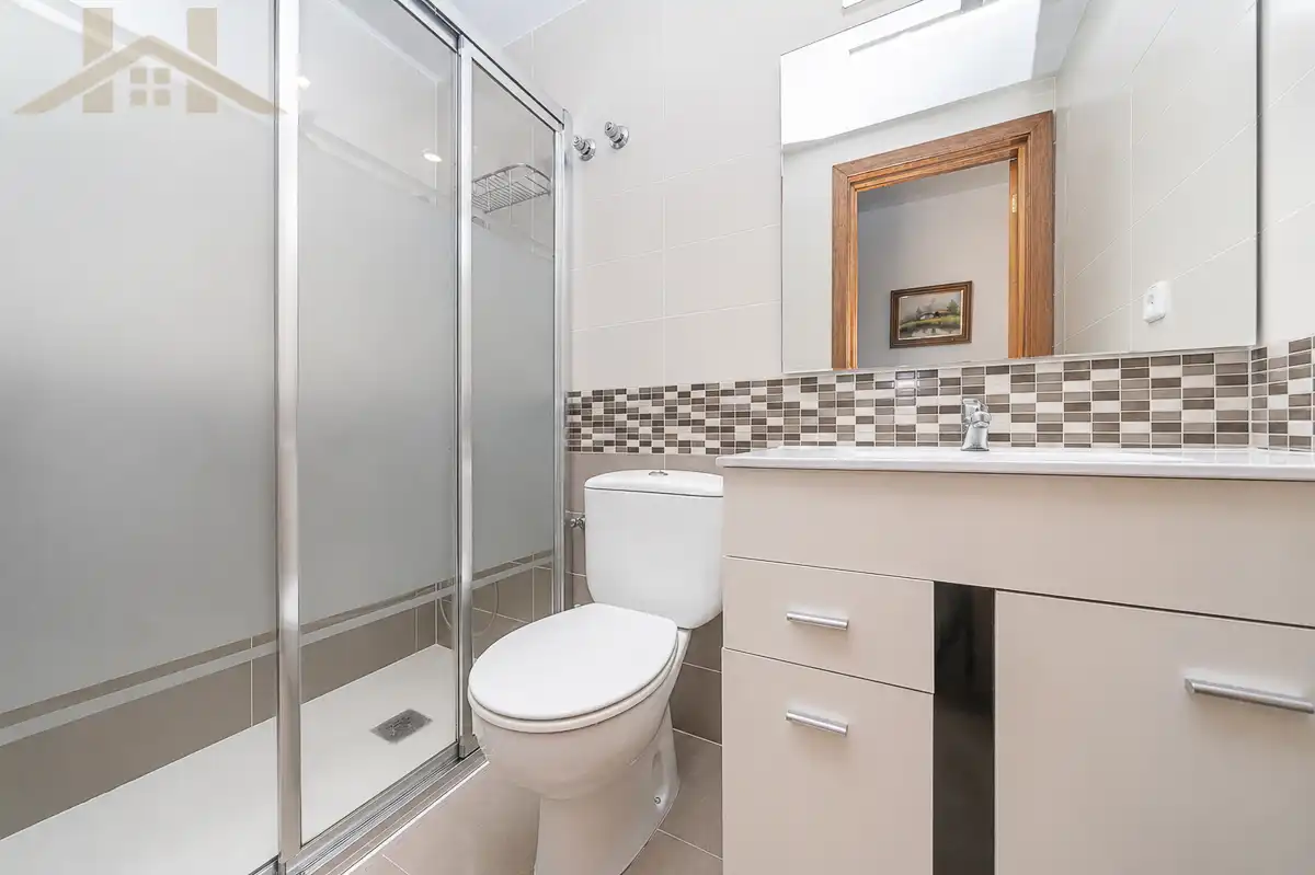 Bathroom of Flat for sale in Collado Villalba  with Air Conditioner, Heating and Terrace