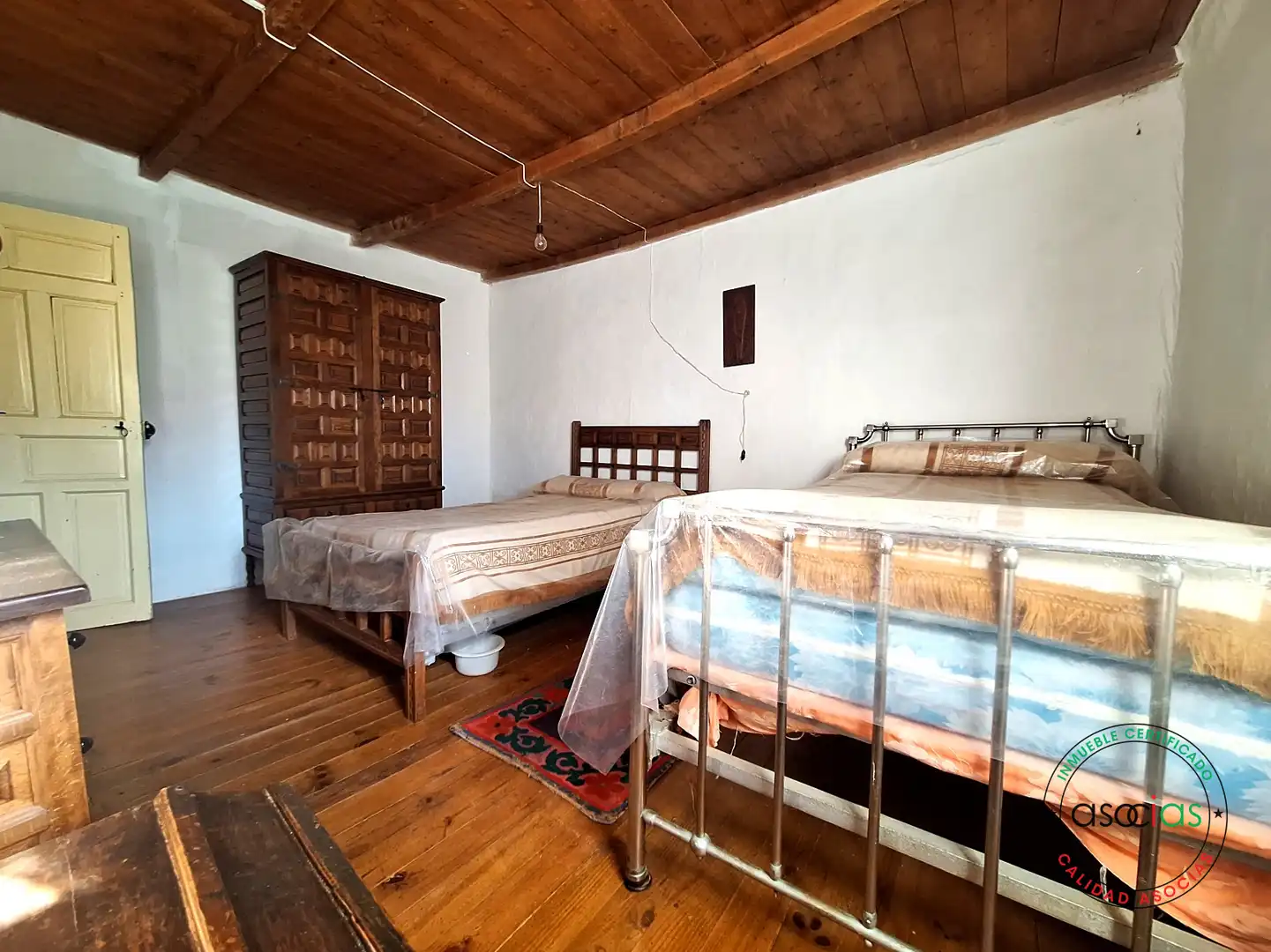 Dormitori de Casa o xalet en venda en Vallecillo amb Jardí privat