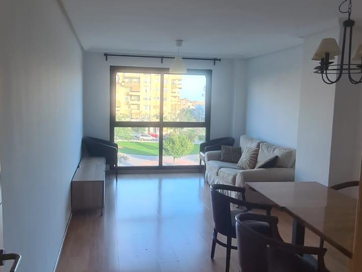 Photo 1 of Flat to rent in Calle Joaquín Turina, El Tejar - Hacienda Bizcochero, Málaga