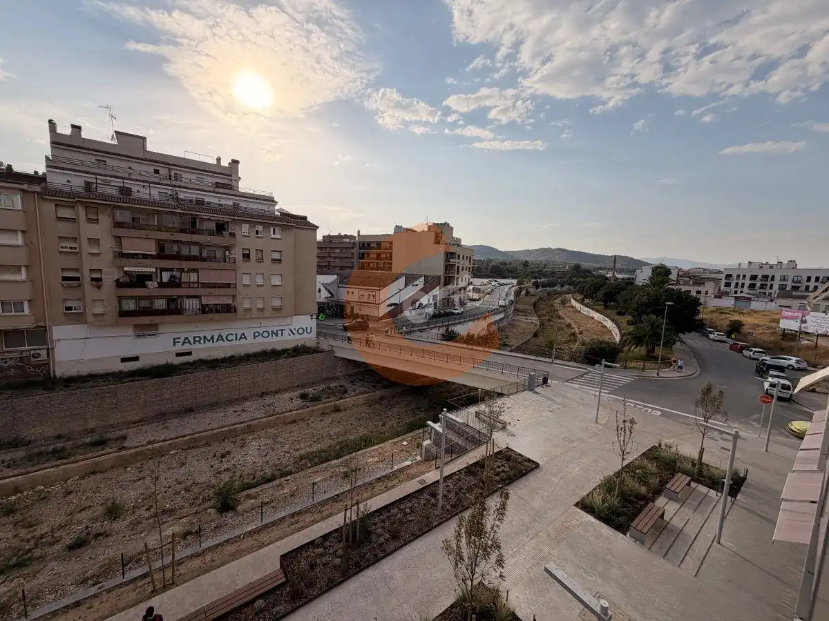 Exterior view of Flat for sale in El Vendrell  with Heating, Parquet flooring and Terrace