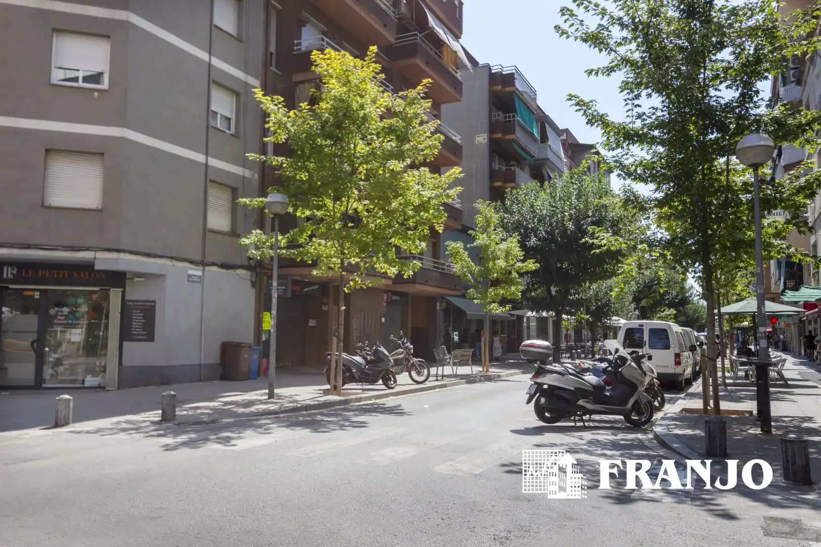 Business premises for sale in Centre - Eixample – Can Llobet, imagen 2