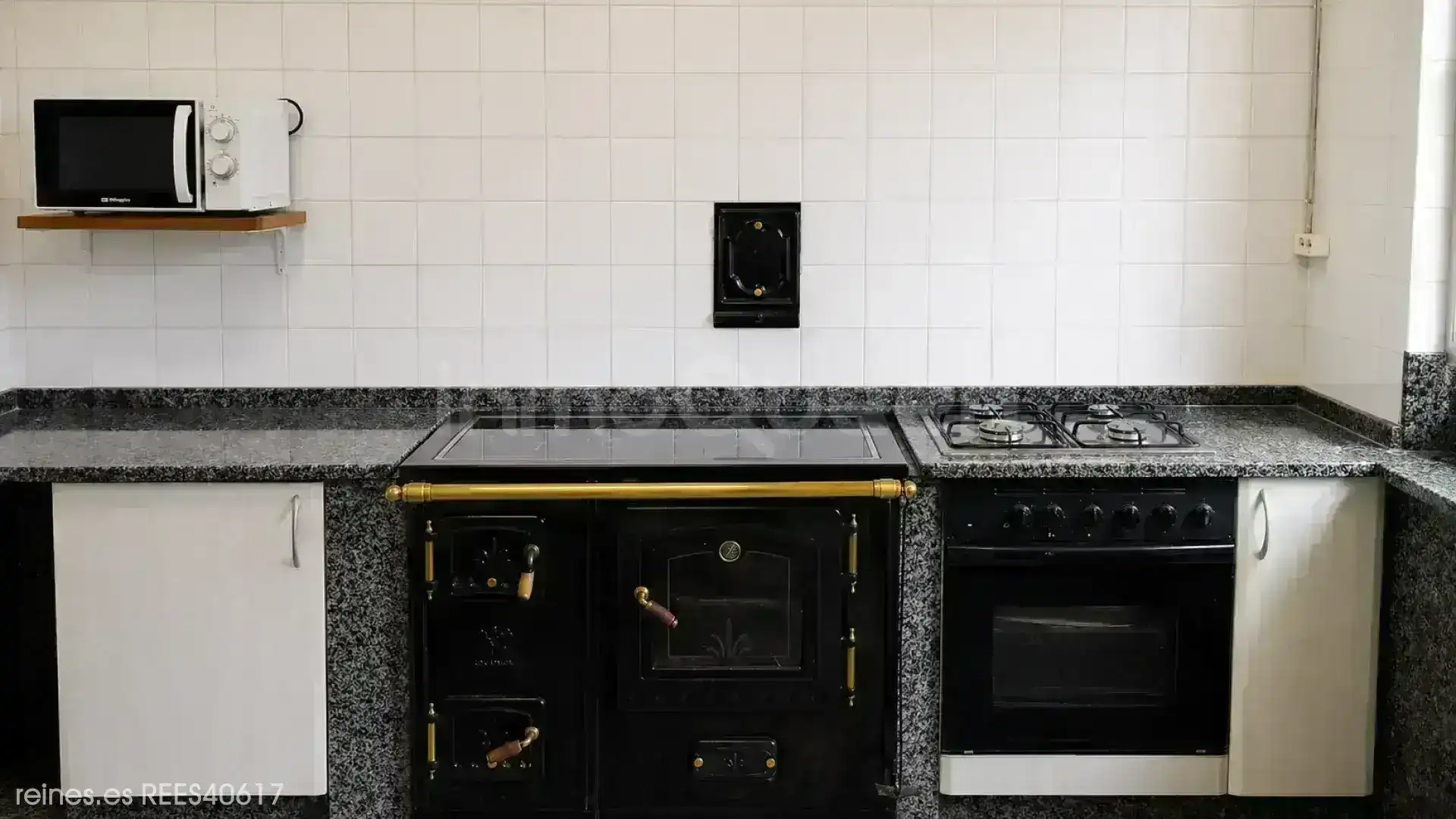 Kitchen of Houses for sale in A Pontenova    with Heating, Private garden and Terrace