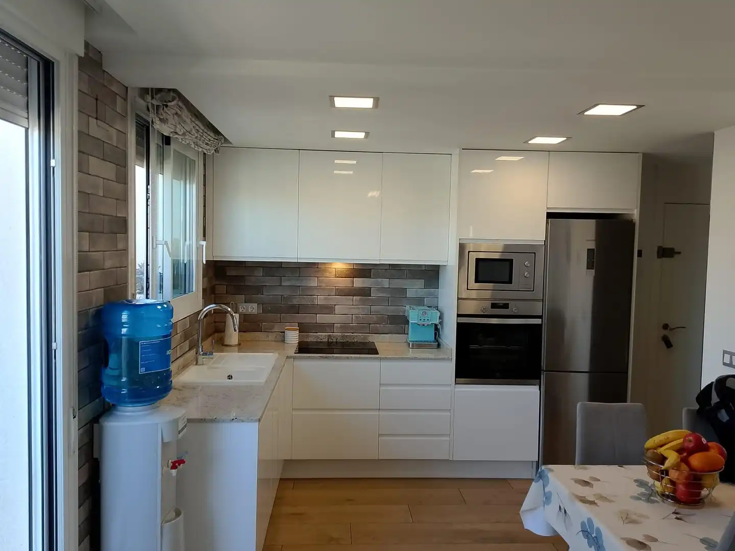 Ático con ascensor en venta en Sur