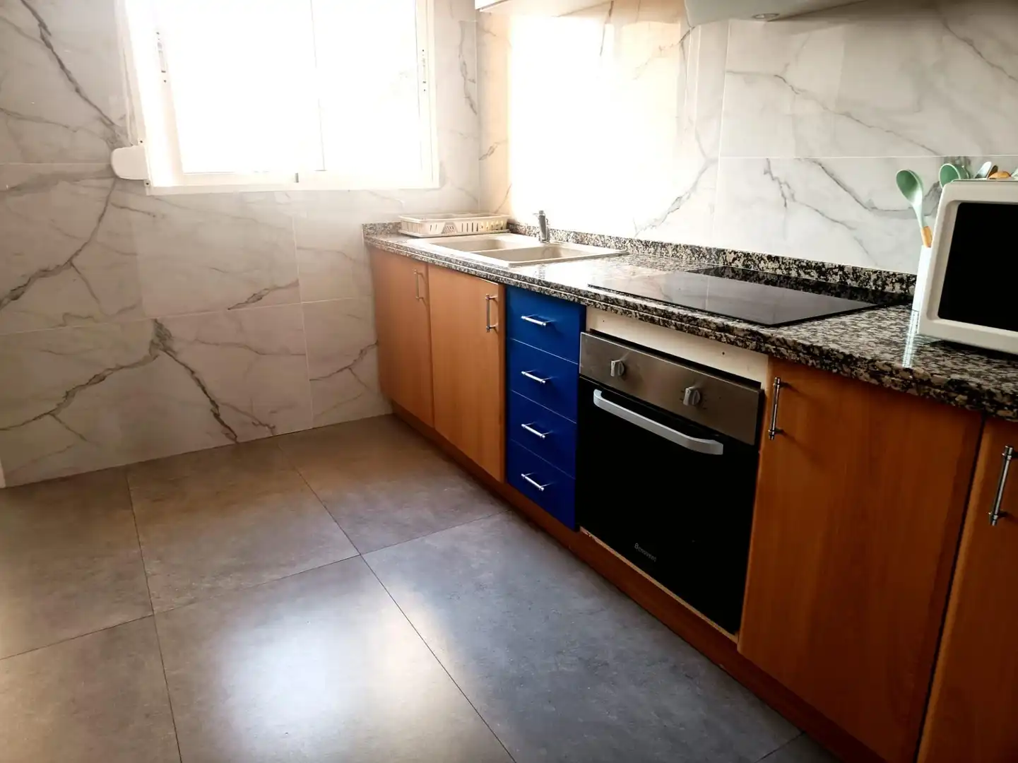 Küche von Wohnung zum Verkauf in Alicante / Alacant mit Gemeinschaftspool