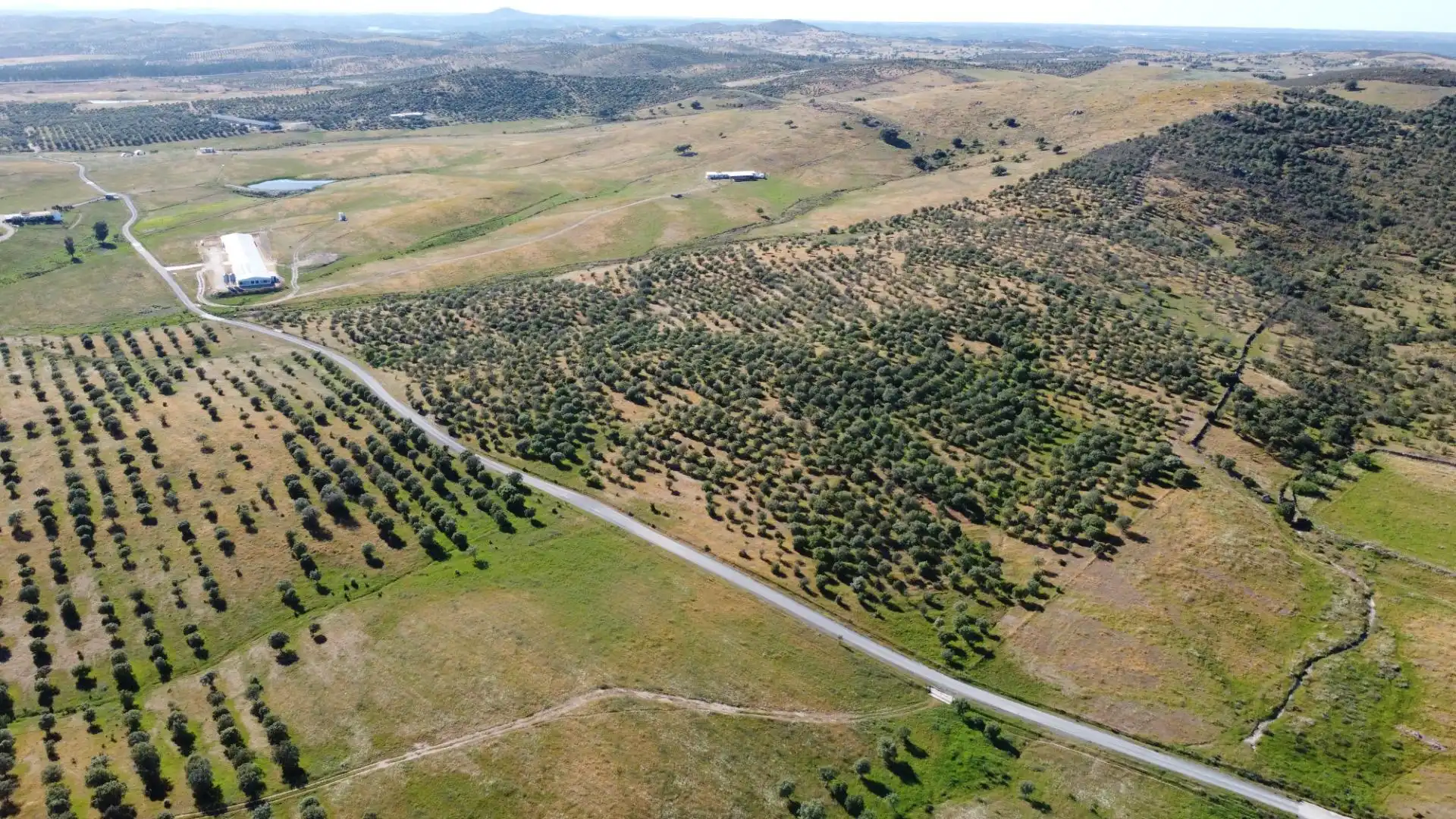 Finca rústica en venda en Puebla de Guzmán amb Jardí privat i Moblat