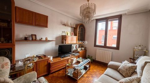 Foto 5 de Piso en venta en Perez Galdos, Gran Via, Logroño