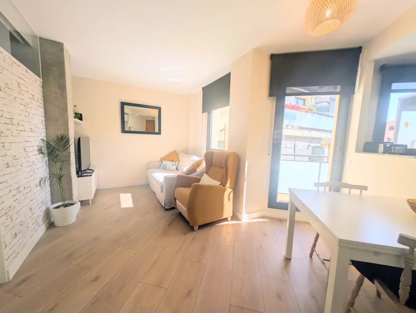 Living room of Duplexes for sale in Terrassa  with Air Conditioner, Terrace and Balcony