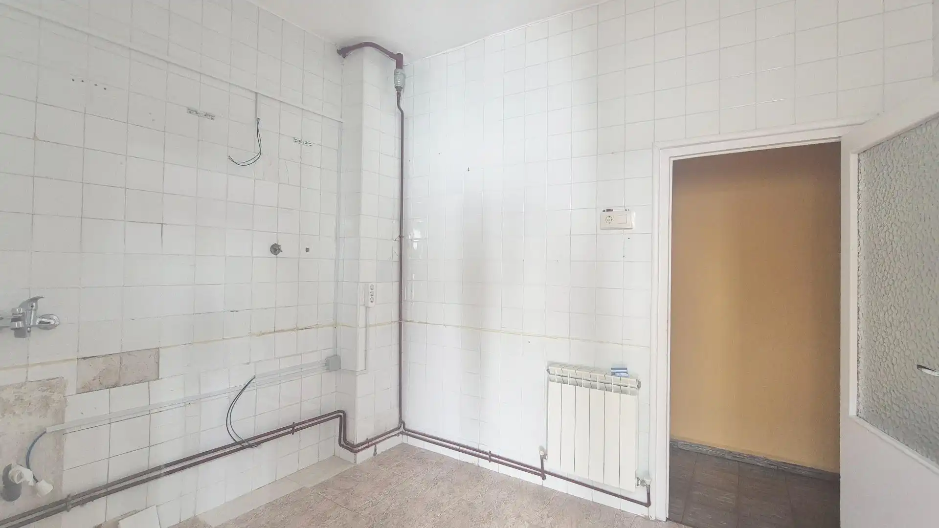 Bathroom of Flat for sale in Salamanca  with Heating