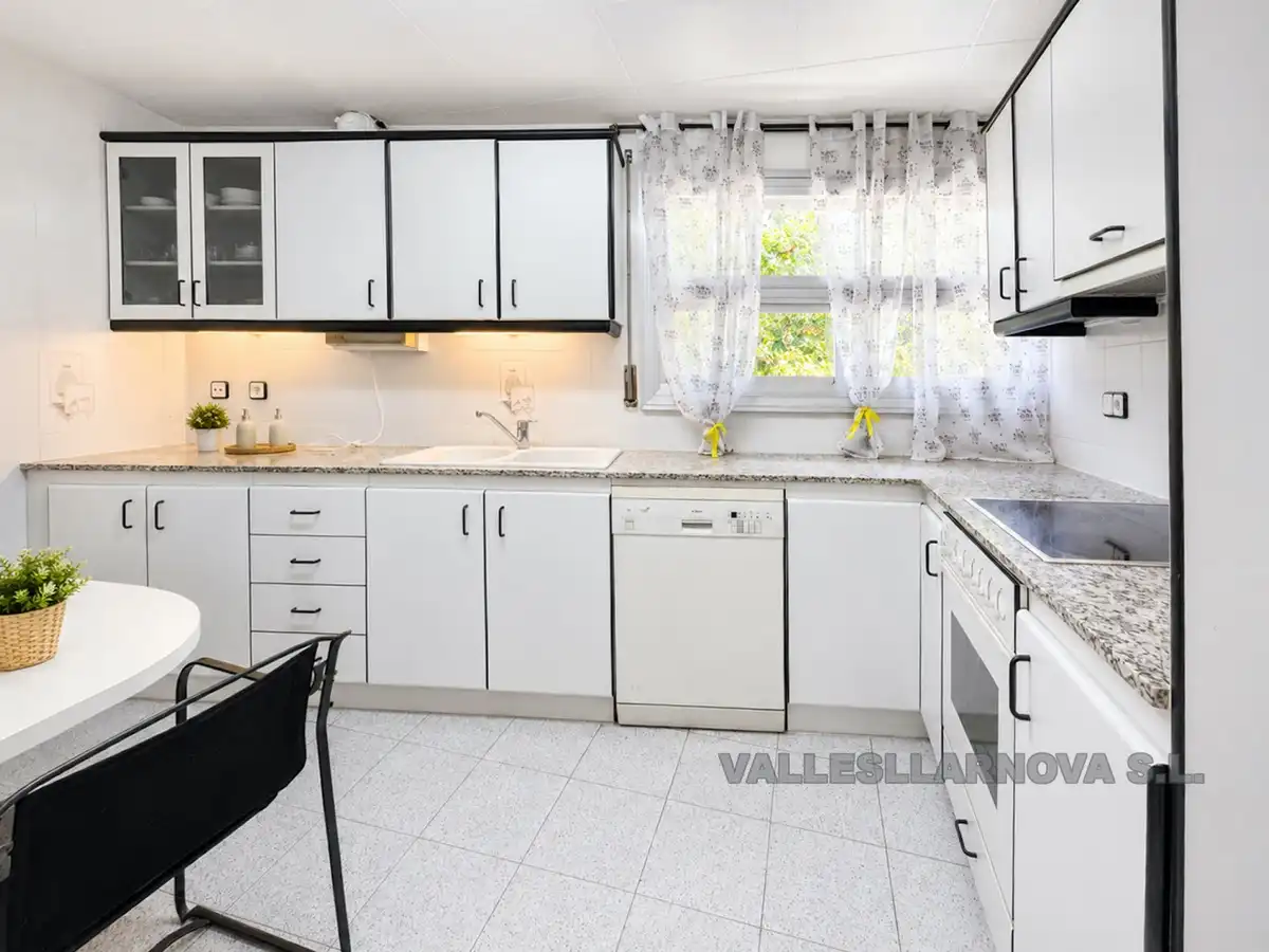 Cuina de Pis en venda en Mollet del Vallès amb Terrassa i Balcó