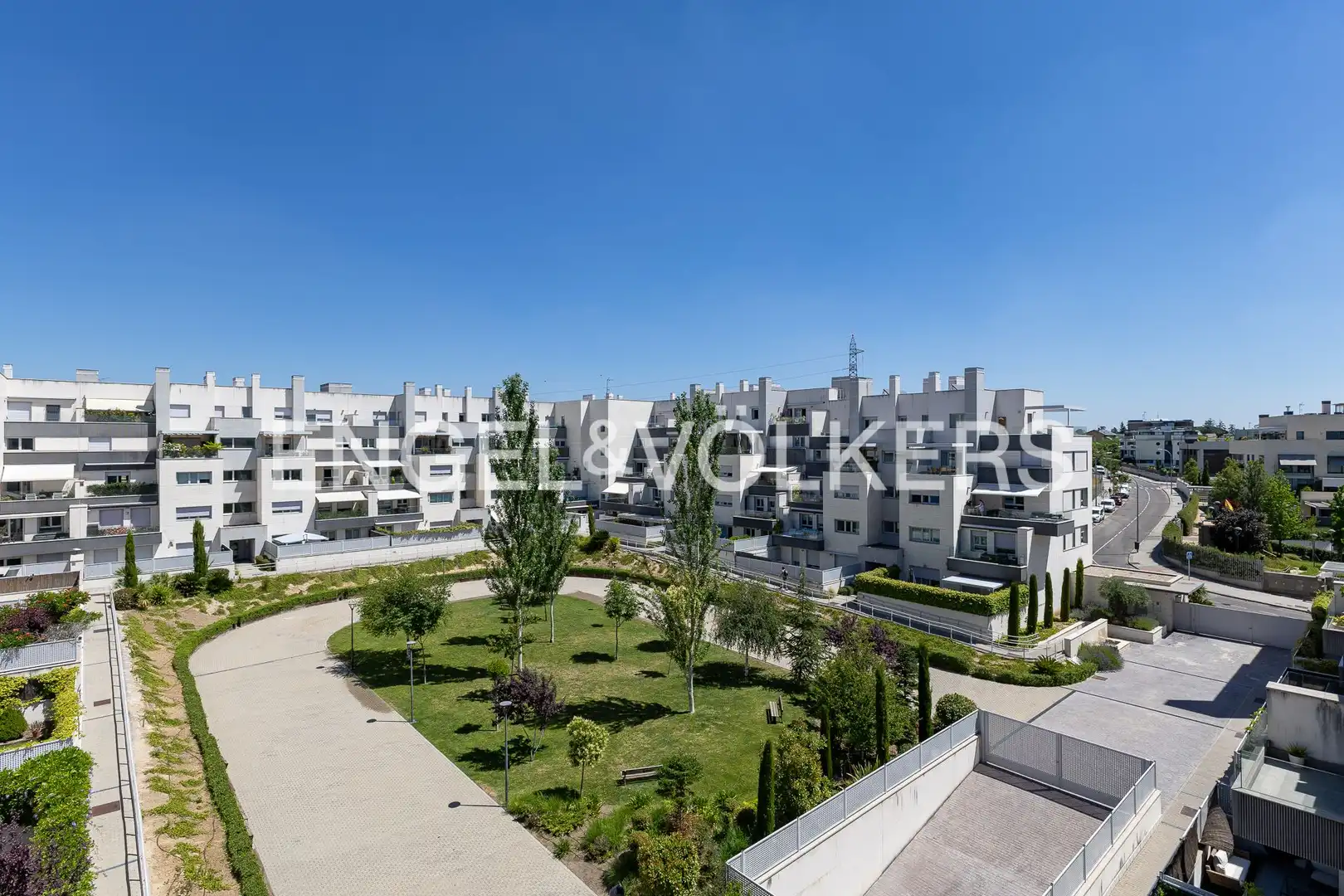Exterior view of Duplexes for sale in Madrid  with Air Conditioner, Heating and Private garden