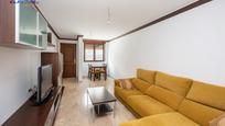 Living room of Single-family semi-detached for sale in Huétor Tájar  with Air Conditioner, Heating and Parquet flooring