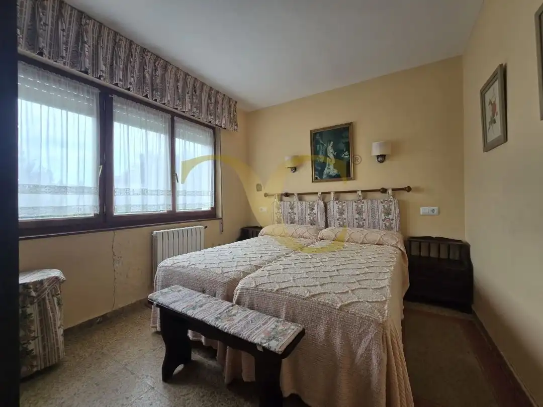 Habitación de Casa o chalet en venta en Llanes con Calefacción, Jardín privado y Terraza