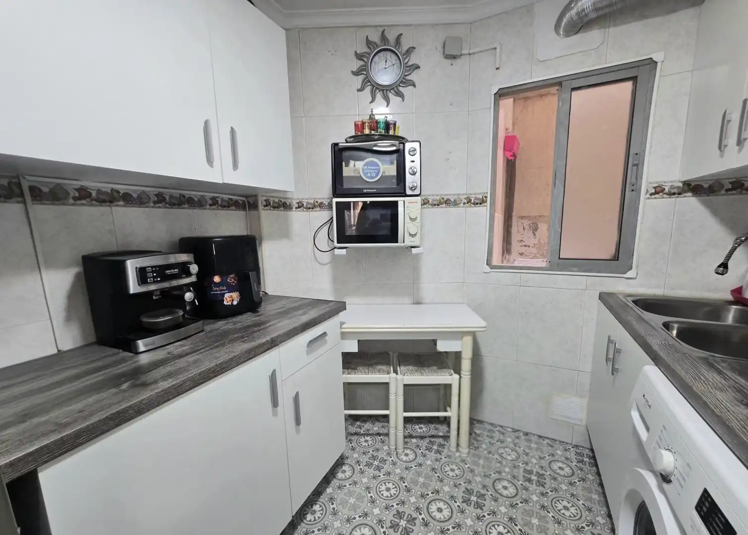 Kitchen of Flat for sale in Torremolinos