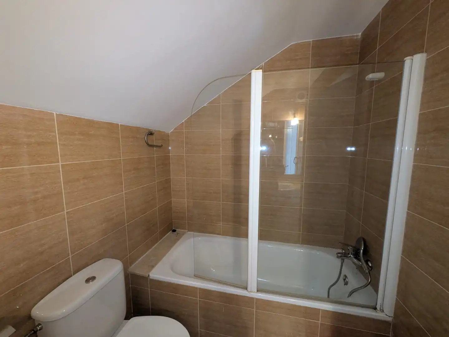 Bathroom of Duplexes for sale in Sant Joan Despí  with Air Conditioner, Parquet flooring and Terrace