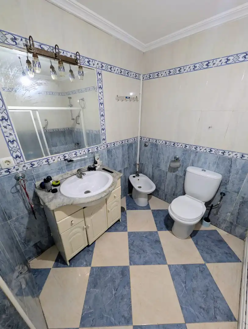 Bany de Pis en venda en Sevilla