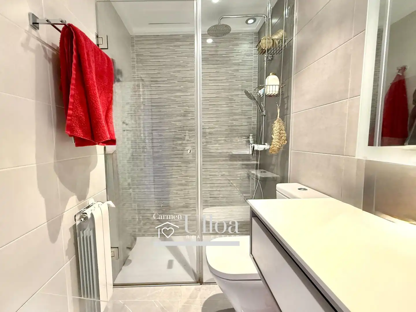 Baño de Apartamento en venta en Alicante / Alacant con Aire acondicionado, Calefacción y Jardín privado