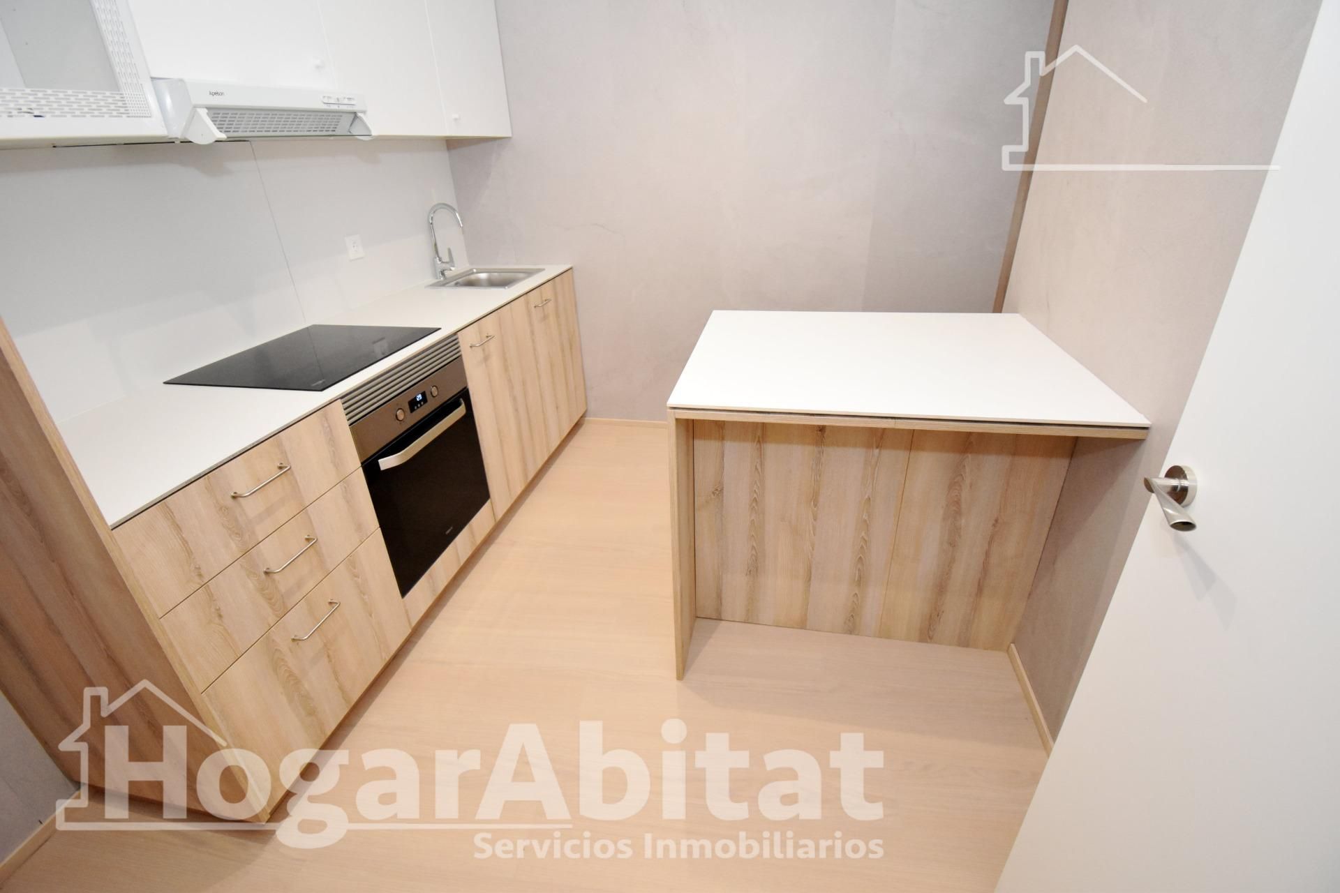 Kitchen of Flat for sale in Vila-real  with Air Conditioner, Parquet flooring and Storage room