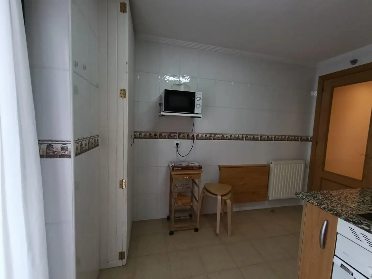 Cocina de Piso en venta en Ribadedeva con Calefacción, Trastero y Amueblado