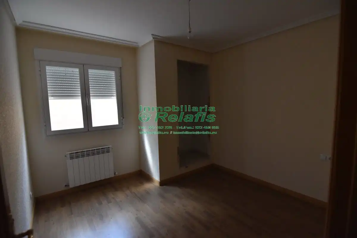 Dormitori de Pis en venda en Ciudad Rodrigo amb Calefacció, Parquet i Terrassa