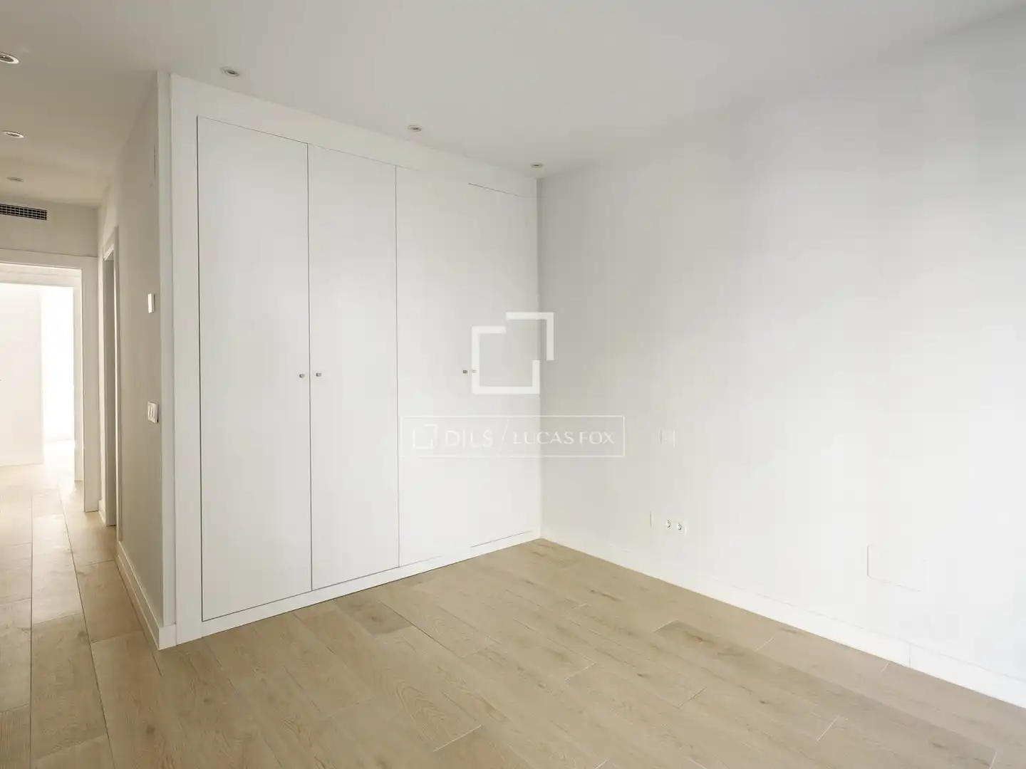 Bedroom of Flat for rent in Madrid  with Air Conditioner, Heating and Parquet flooring