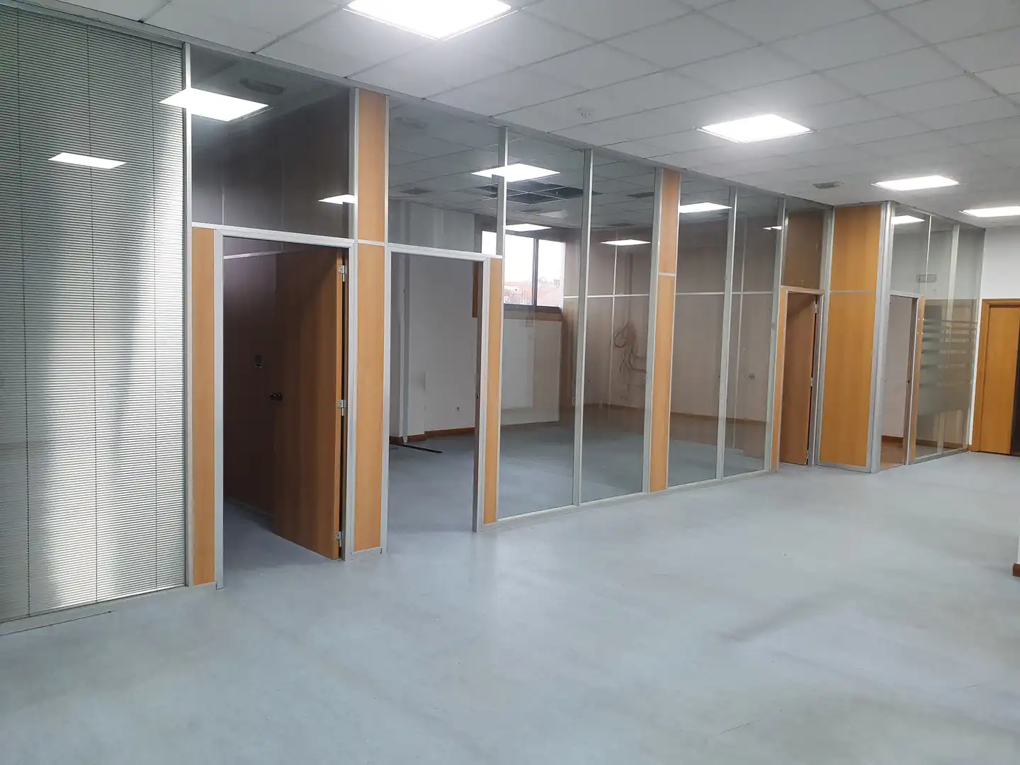 Büro zur Miete in Vigo  mit Möbliert