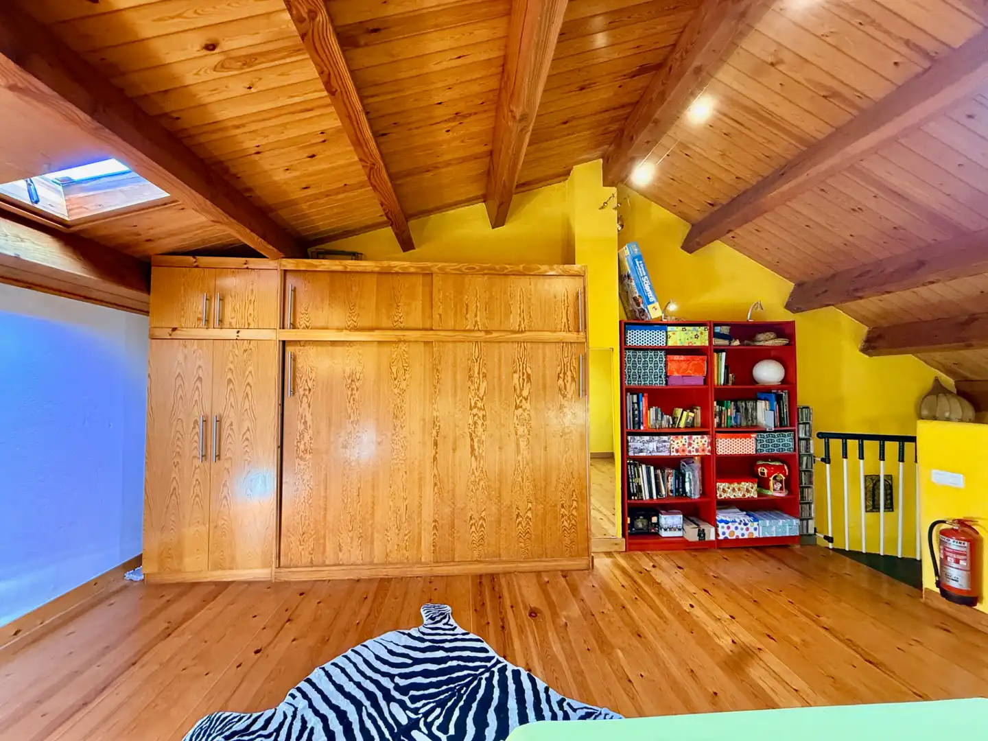 Habitación de Casa adosada en venta en Barcelona con Aire acondicionado, Calefacción y Parquet