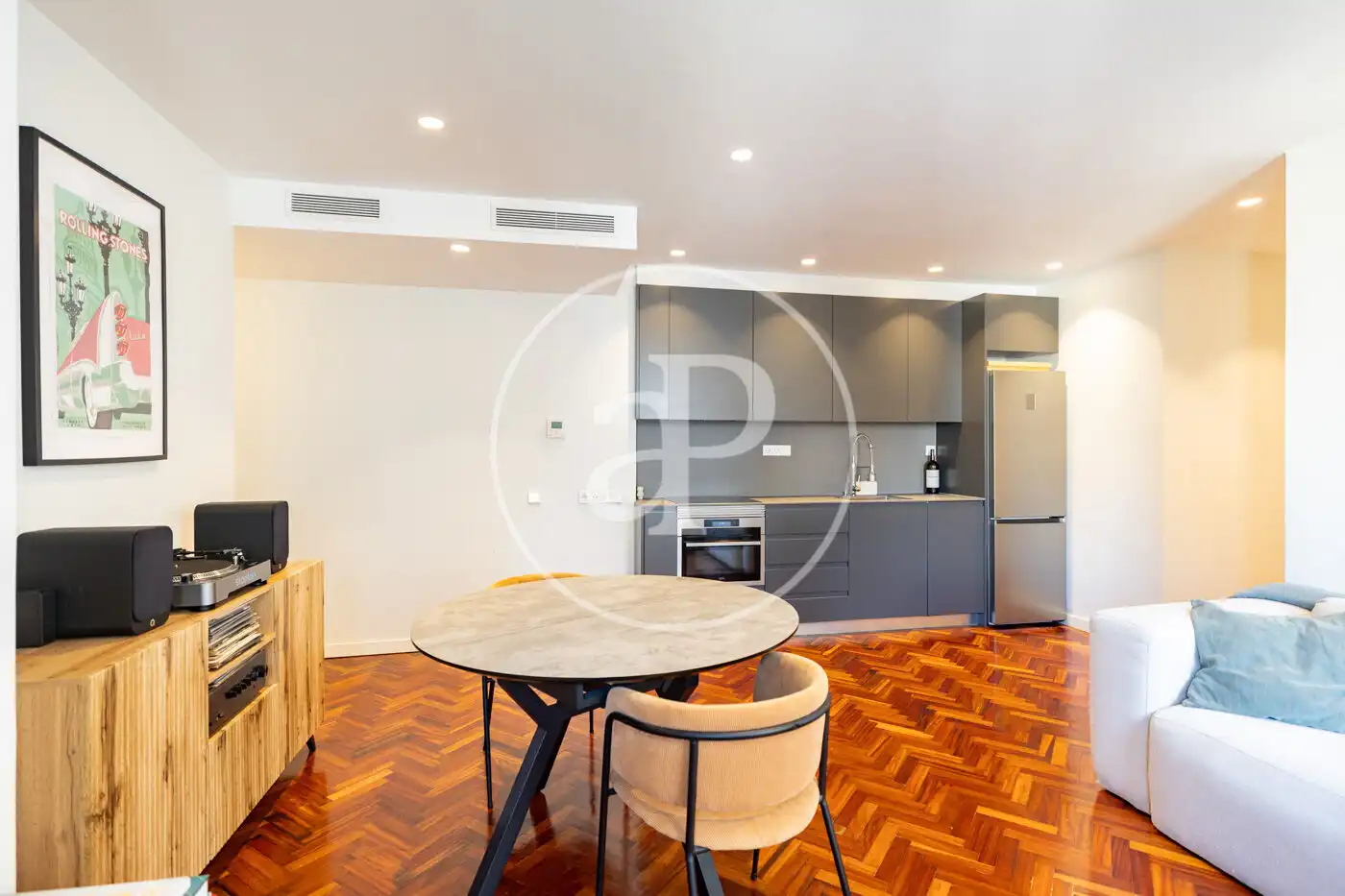 Cocina de Piso en venta en Barcelona con Aire acondicionado y Calefacción