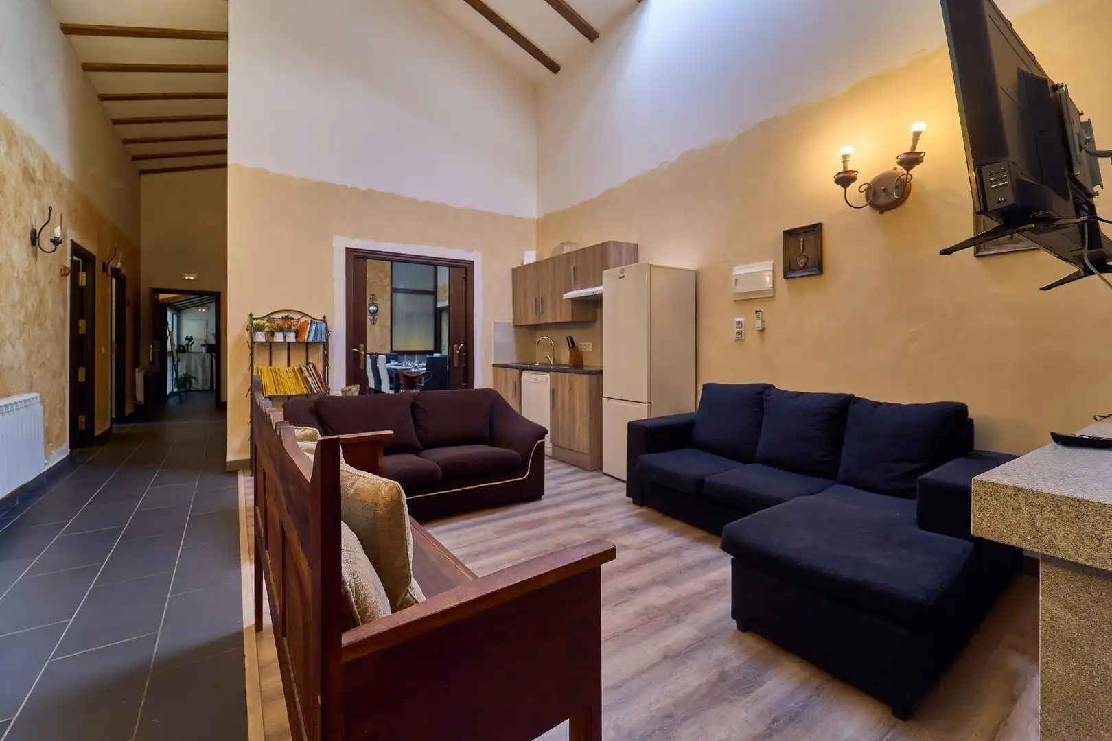 Sala de estar de Finca rústica en venta en Cobreros con Aire acondicionado, Calefacción y Jardín privado