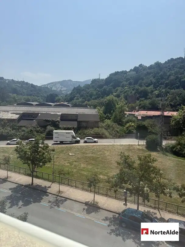 Wohnung zum Verkauf in Barakaldo  mit Heizung, Privatgarten und Abstellraum