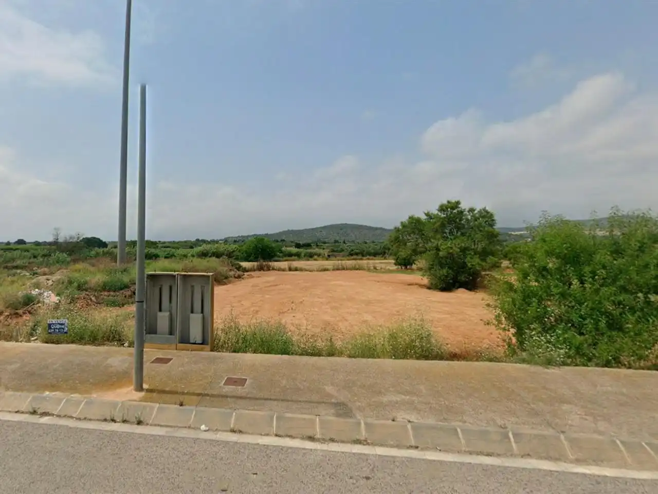 Terreny industrial en venda a Carrer Berlin-valldepins 20
