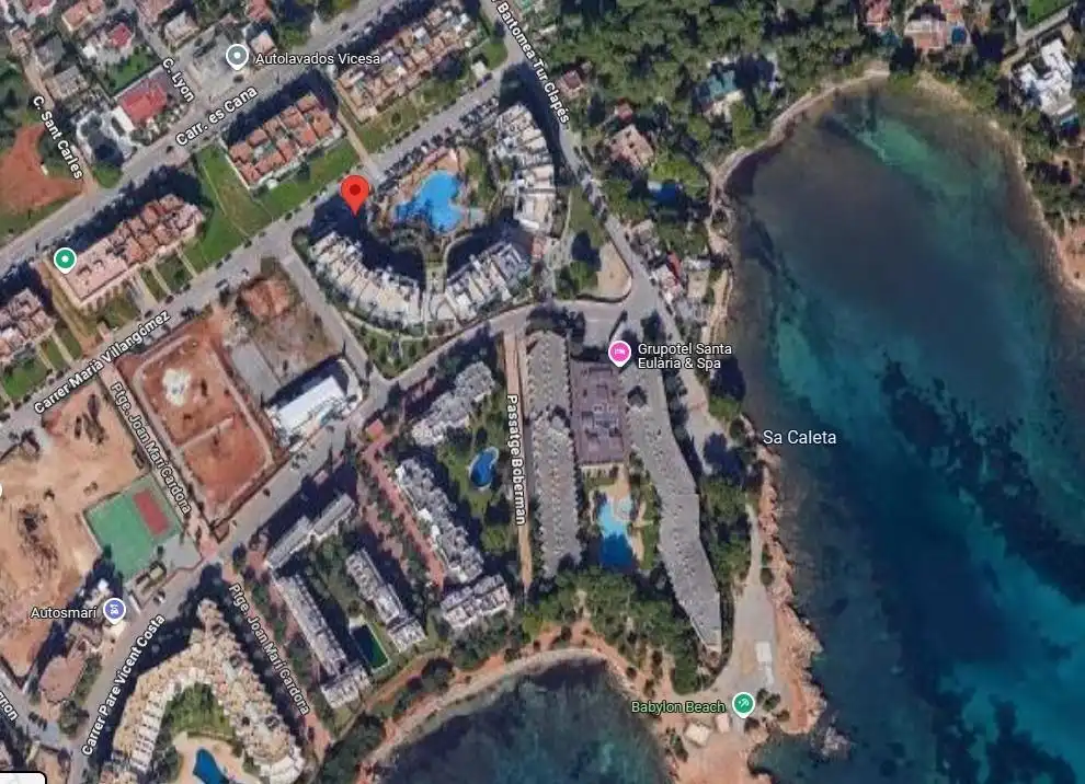 Vista exterior de Piso en venta en Santa Eulària des Riu con Jardín privado, Terraza y Balcón
