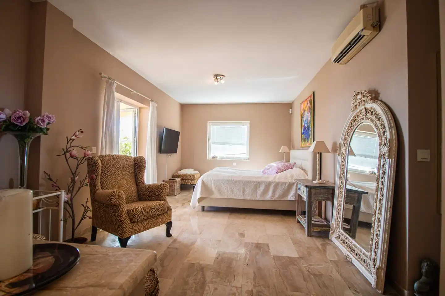Schlafzimmer von Haus oder Chalet zum Verkauf in Almuñécar mit Klimaanlage, Privatgarten und Terrasse