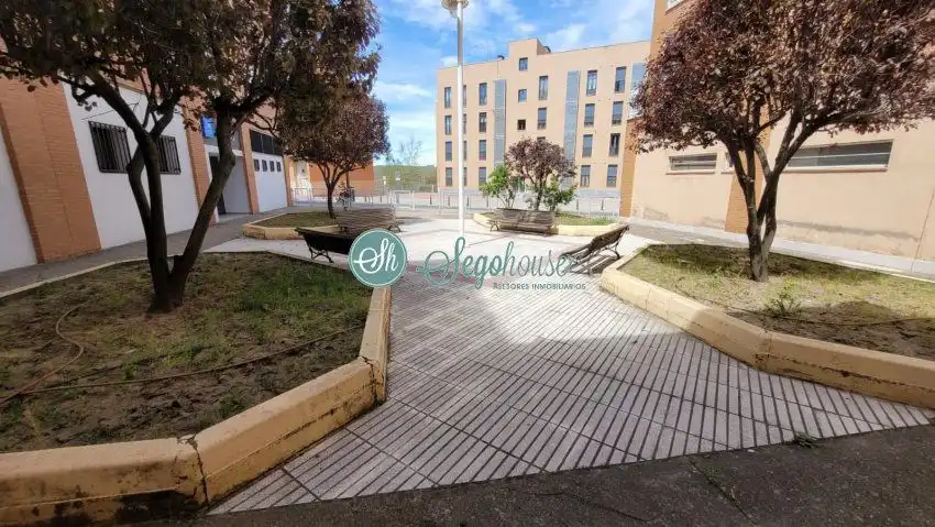 Exterior view of Flat for sale in Segovia  with Heating, Parquet flooring and Terrace
