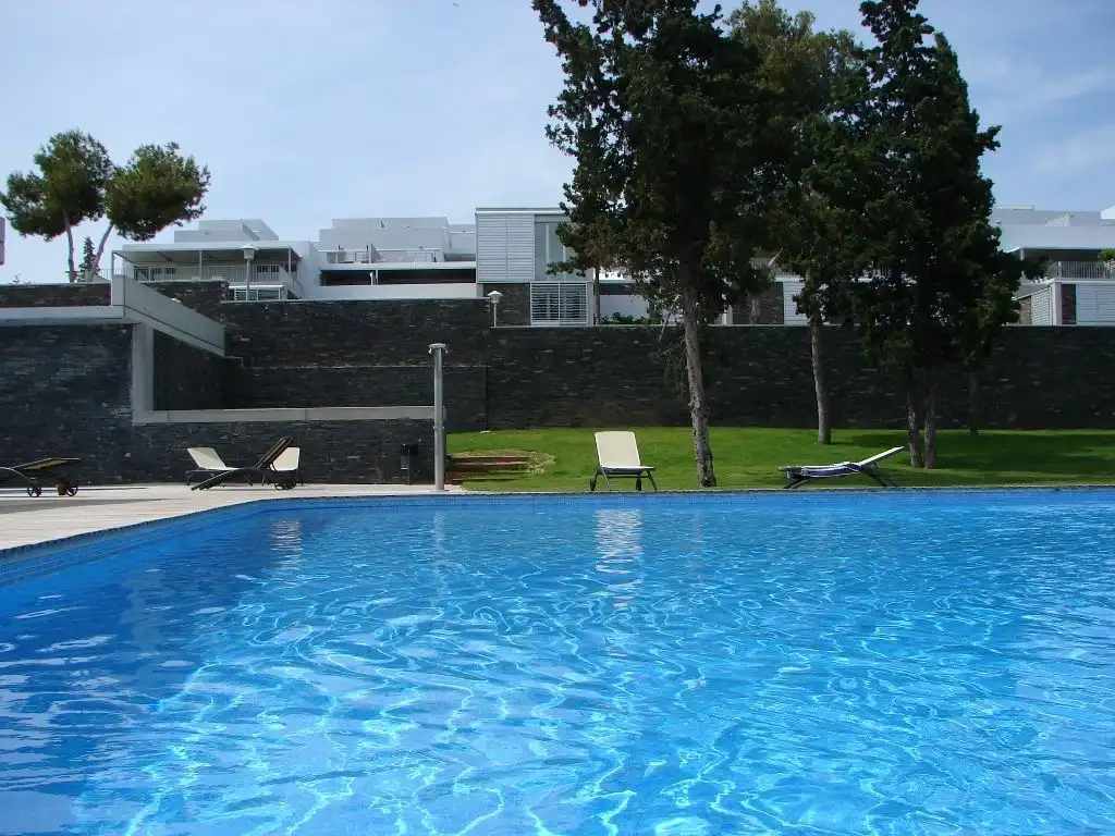 Schwimmbecken von Maisonette zum Verkauf in Sant Pere de Ribes mit Klimaanlage, Heizung und Privatgarten