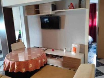 Sala d'estar de Pis en venda en  Jaén Capital