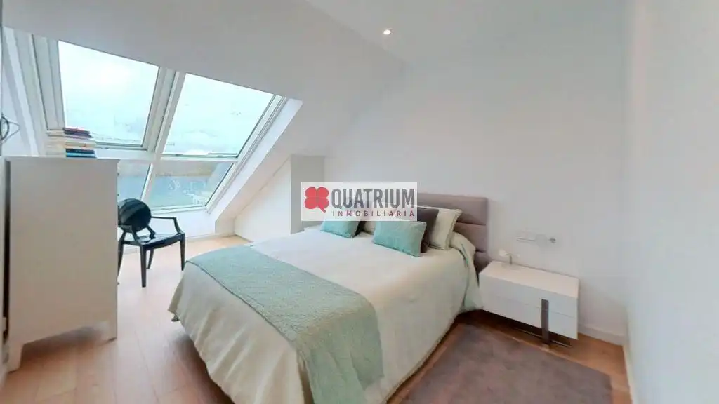 Bedroom of Duplexes for sale in Santiago de Compostela   with Storage room and Community pool
