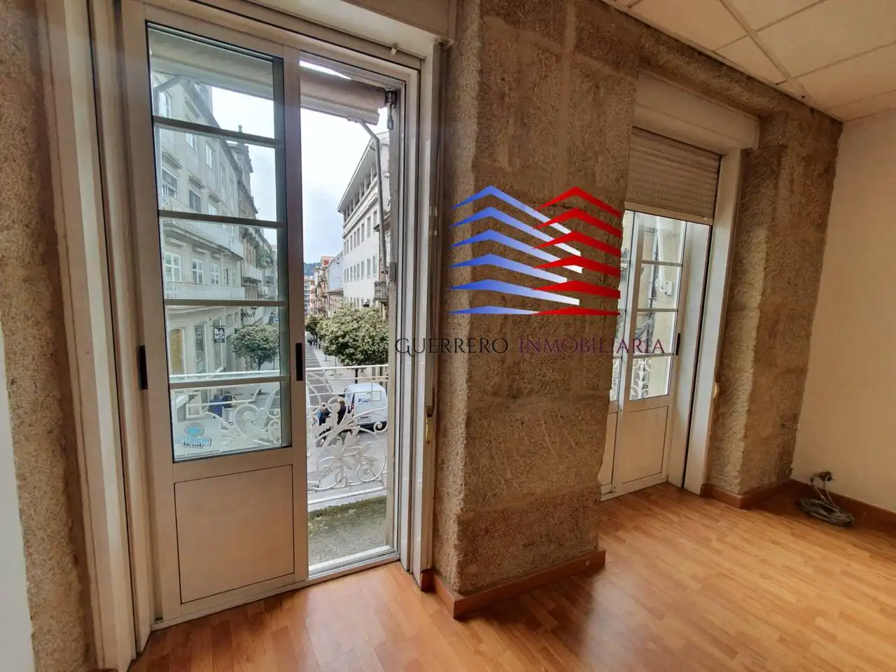 Vista exterior de Piso en venta en Ourense Capital  con Calefacción, Balcón y Alarma