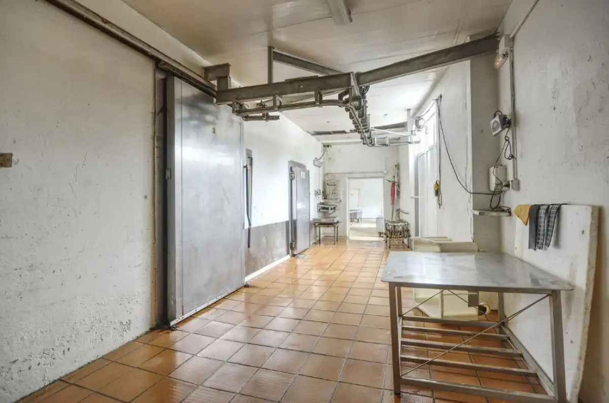 Cocina de Nave industrial en venta en Cambre 