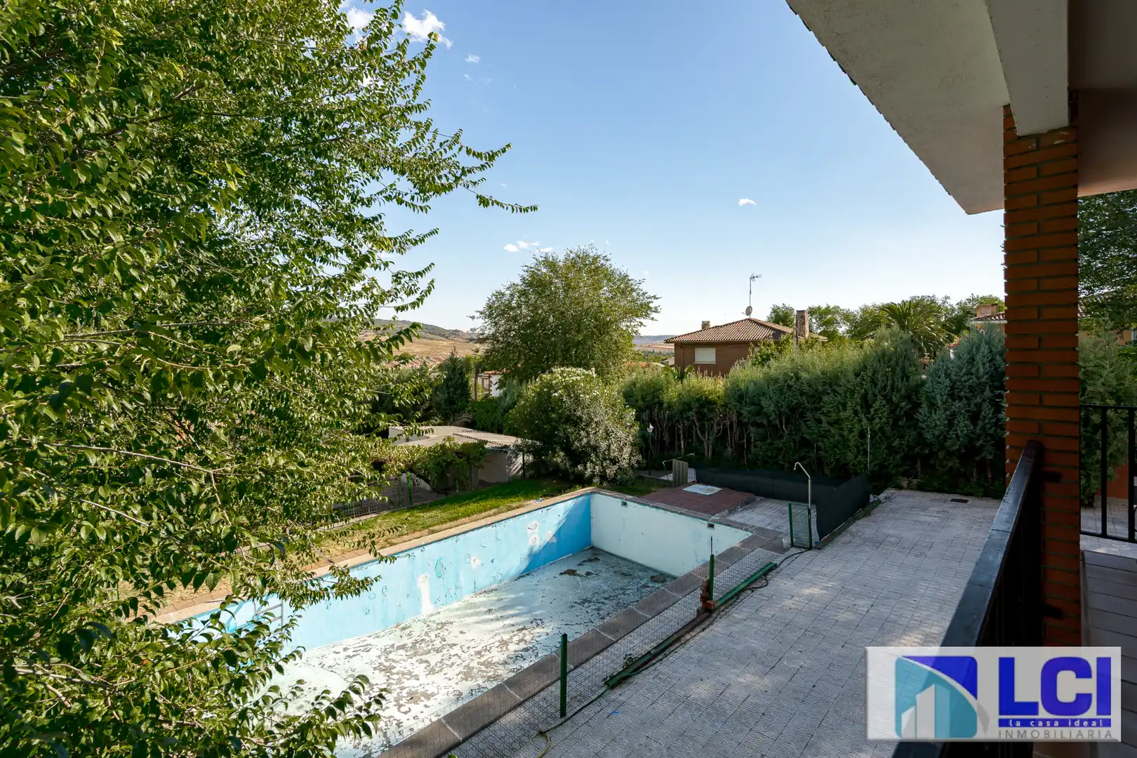 Piscina de Casa o chalet en venta en Villalbilla con Calefacción, Jardín privado y Terraza