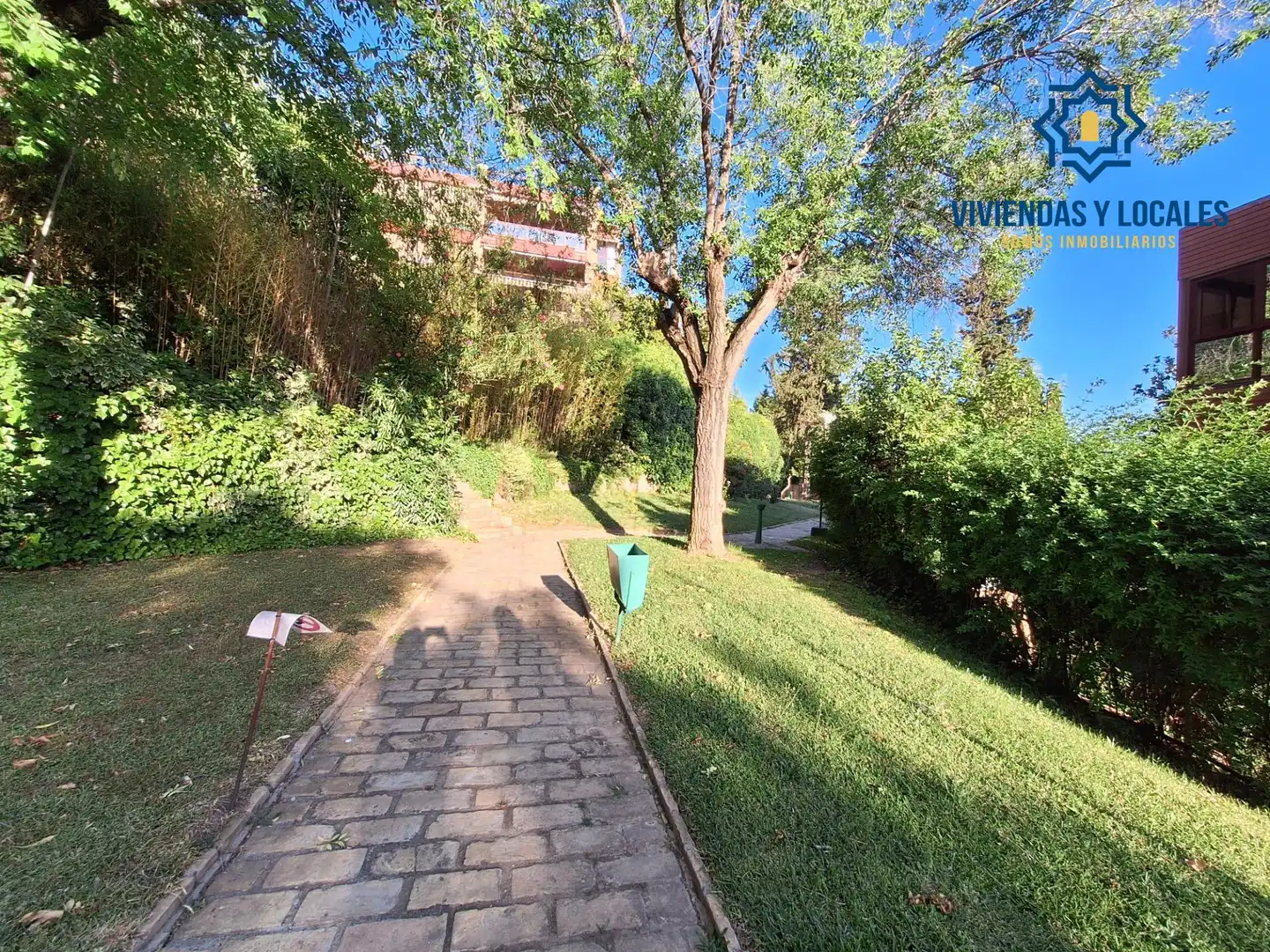 Exterior view of Flat for rent in Granada  with Air Conditioner, Heating and Private garden