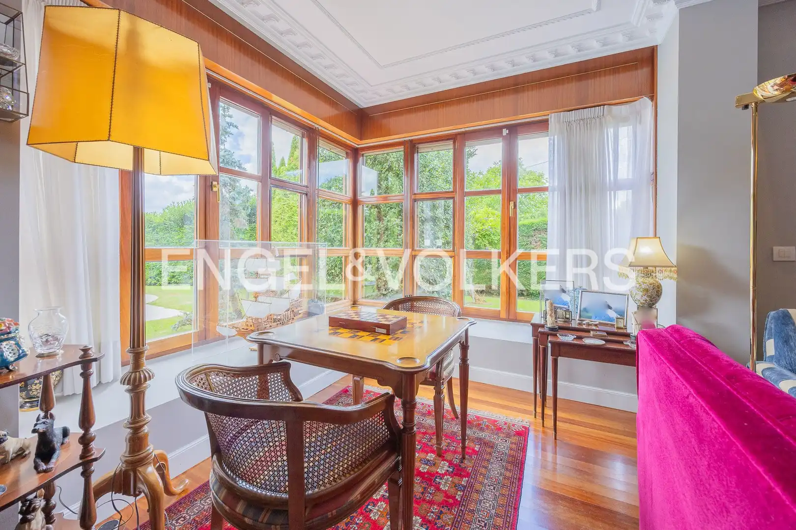 Comedor de Casa o chalet en venta en Loiu con Calefacción, Jardín privado y Trastero