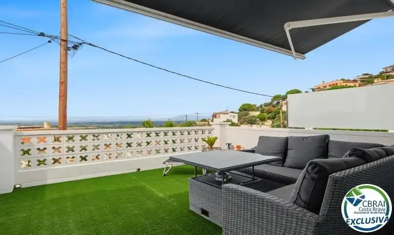House with pool for sale in Carrer DE CORDOVA 25, imagen 26