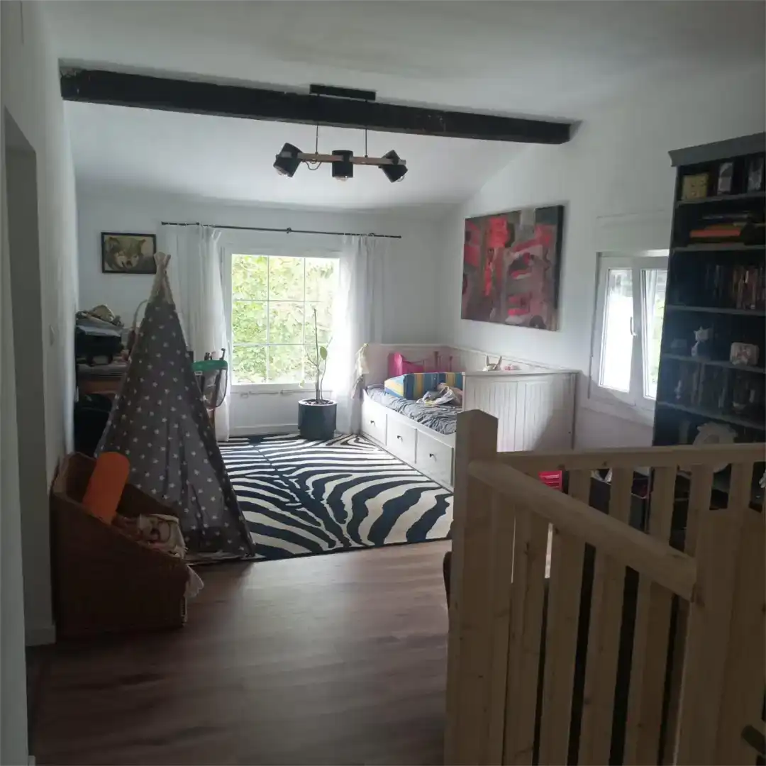 Dormitori de Finca rústica en venda en Larrabetzu amb Jardí privat, Forn i Rentadora