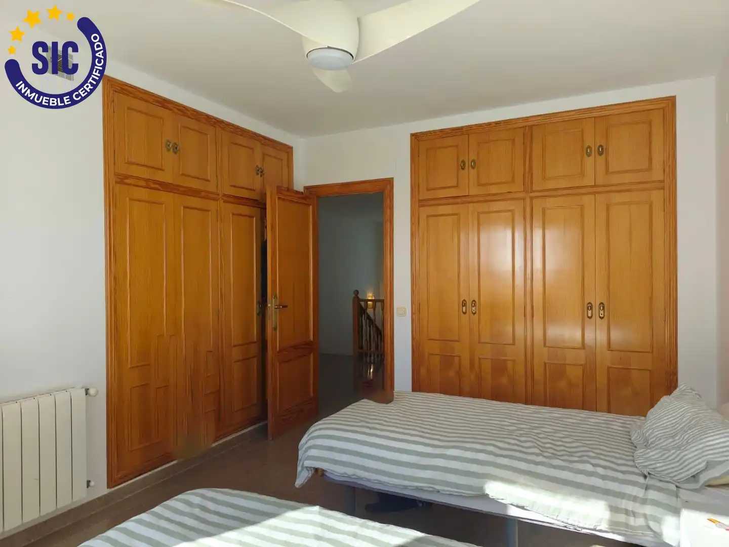 Bedroom of Houses for sale in Torrent  with Air Conditioner, Heating and Private garden