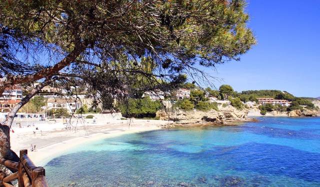 Casa-chalet en Alquiler en La Fustera