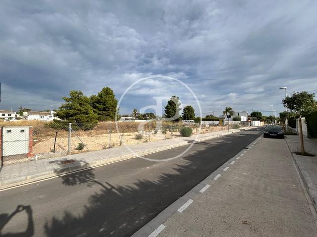 Terreno residencial en Venta en C. San Ramón en Montesol