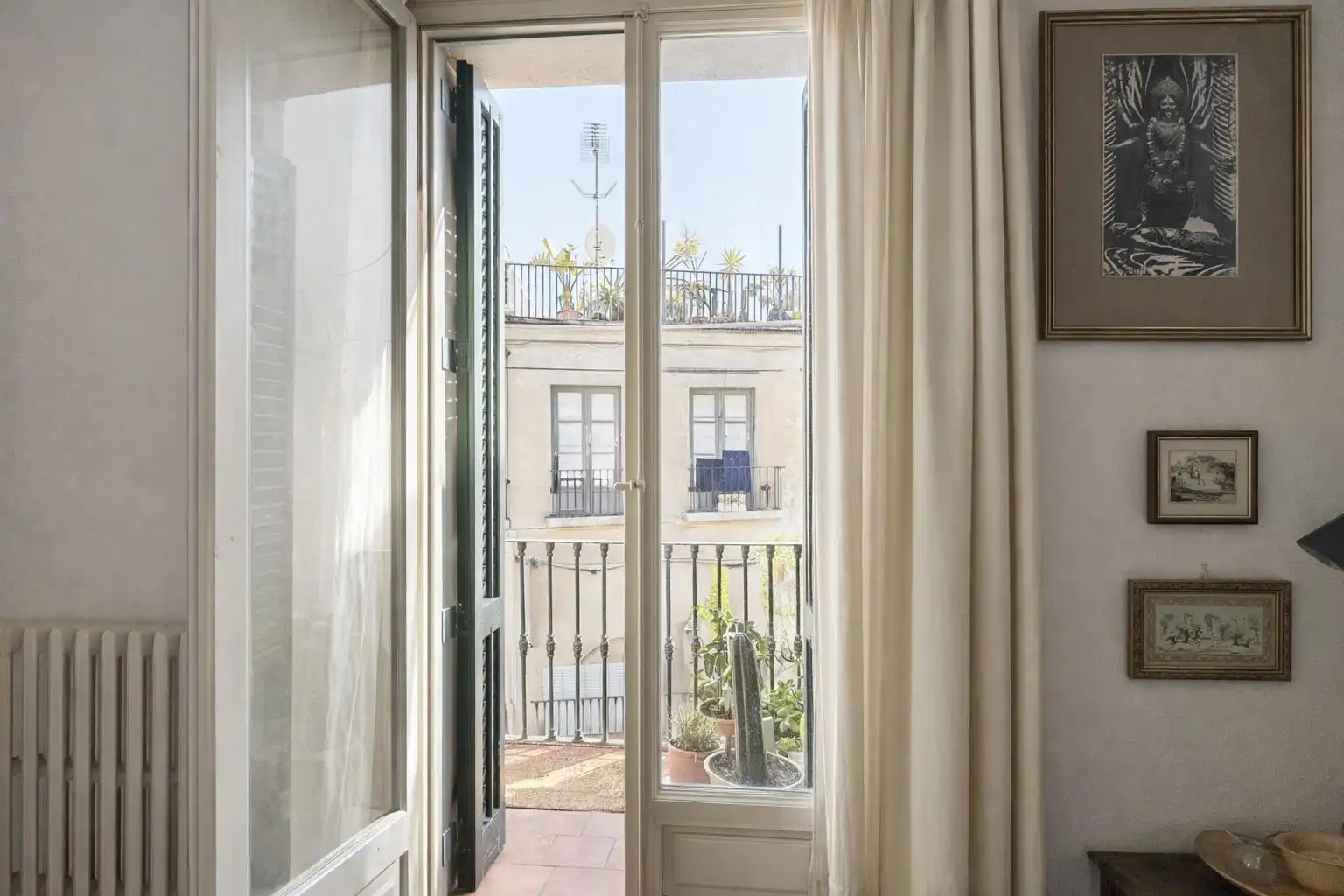 Habitación de Ático en venta en Barcelona con Terraza y Balcón