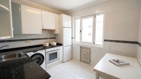 Foto 2 de Piso en venta en Autonomia Kalea, 35, Ametzola, Bilbao