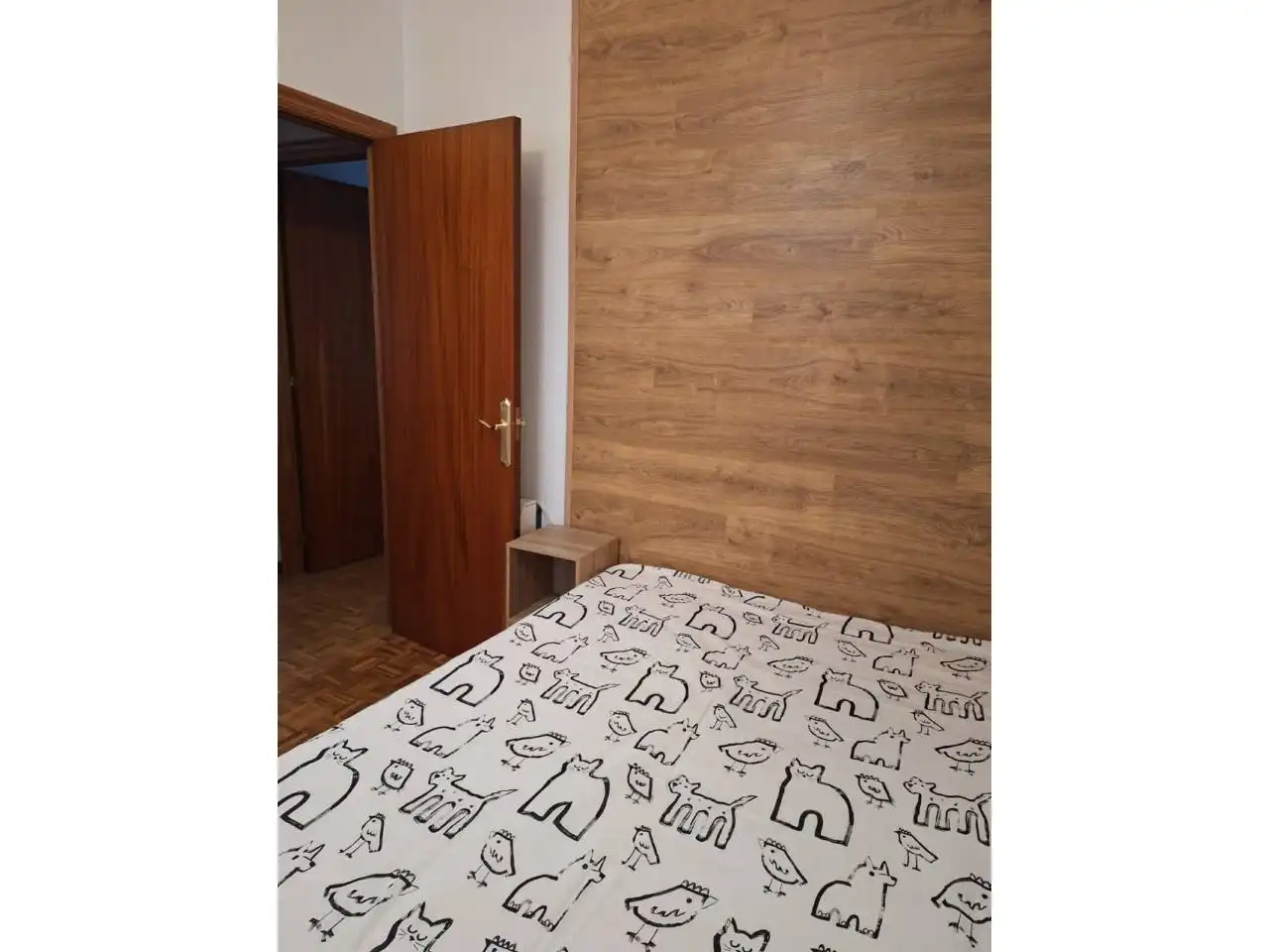 Habitación de Apartamento en venta en Burgos con Calefacción, Parquet y Terraza